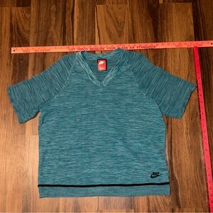 Nike Women’s Shirt Tech Knit Cropped Boxy XL Teal Blue V-Neck Stretch Athletic